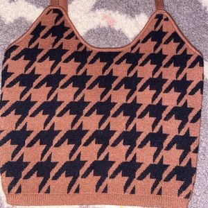 juniors cropped tank top